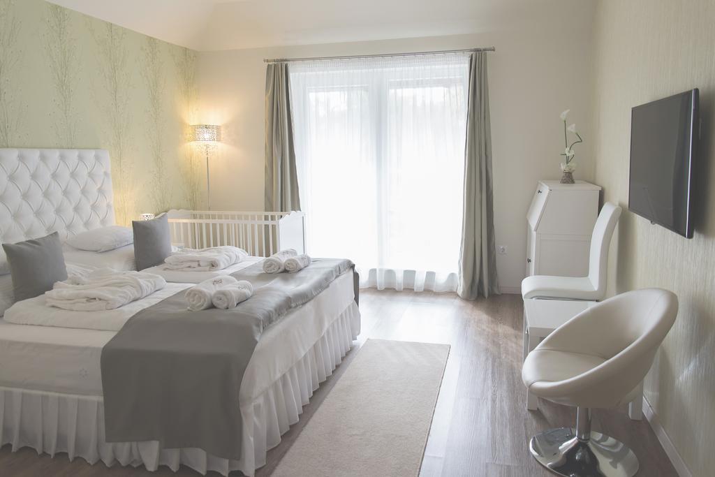 Munkacsy Hotel Bichișciaba Cameră foto